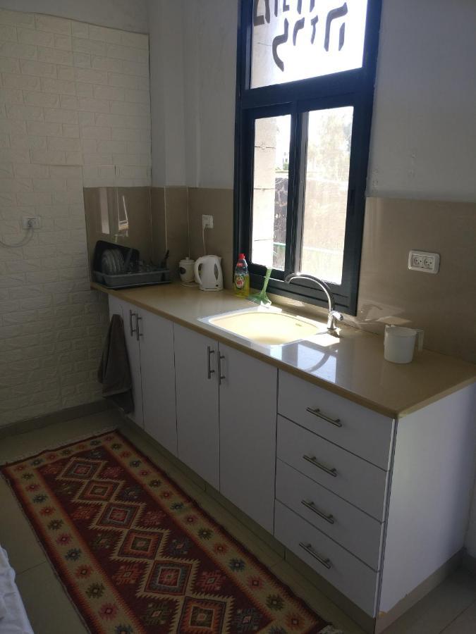 פינה שקטה דקה הליכה לכנרת והטיילת Apartment Tiberias Ngoại thất bức ảnh