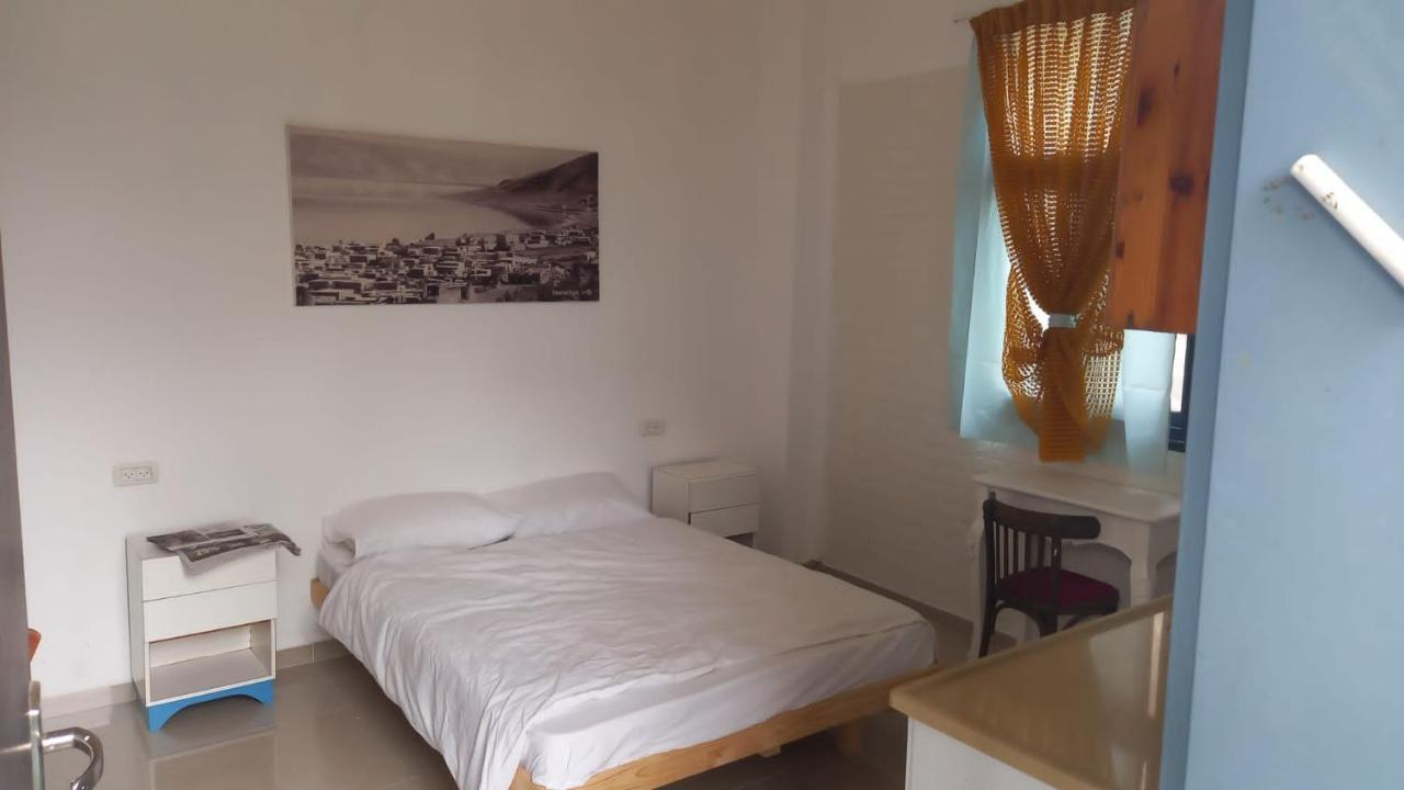 פינה שקטה דקה הליכה לכנרת והטיילת Apartment Tiberias Ngoại thất bức ảnh
